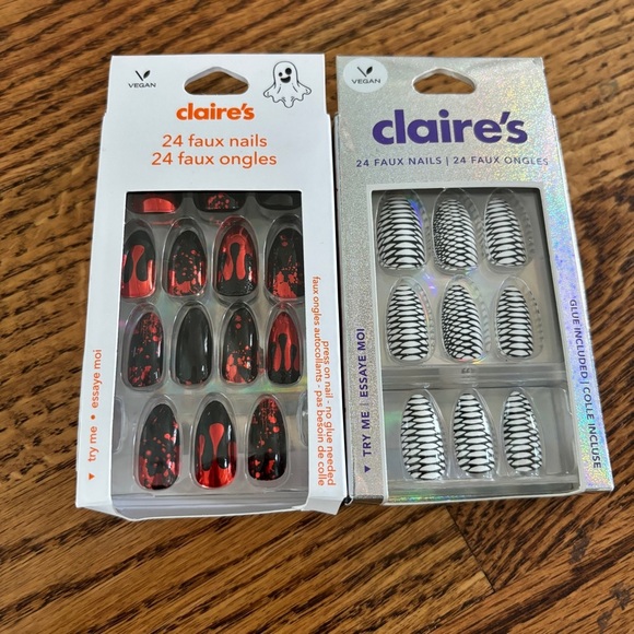 2 Sets of Spooky Halloween Costume Press-Nails Black Red Blood Metallic Nails - Picture 1 of 4
